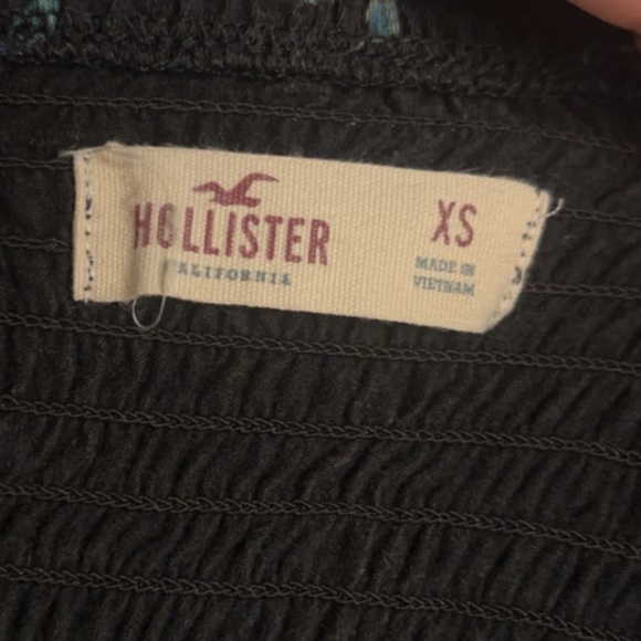 Hollister Flower Romper - Picture 3 of 3